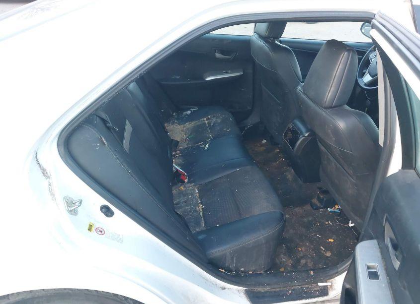 Photo 8 of 2014 Toyota Camry SE (VIN 4T1BF1FK2EU402457)