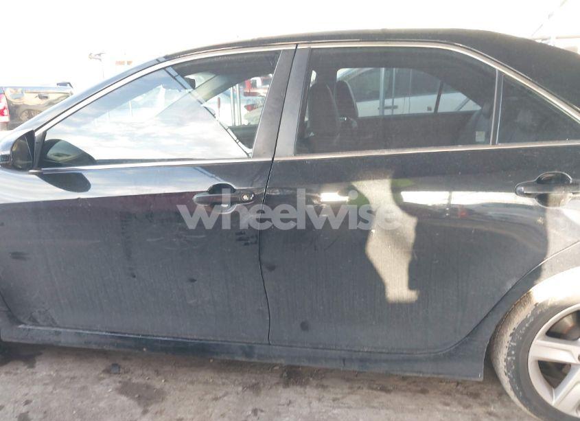 Photo 15 of 2014 Toyota Camry SE (VIN 4T1BF1FK2EU408453)