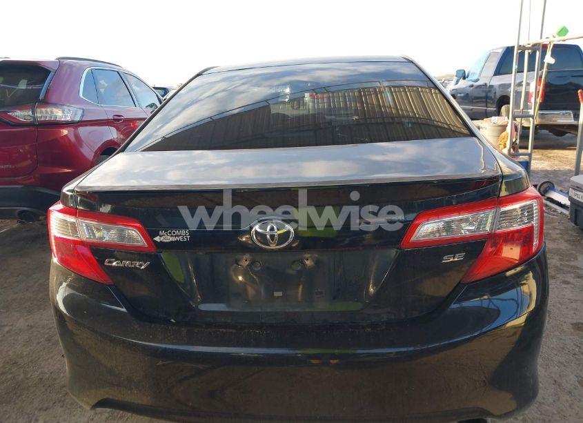 Photo 17 of 2014 Toyota Camry SE (VIN 4T1BF1FK2EU408453)