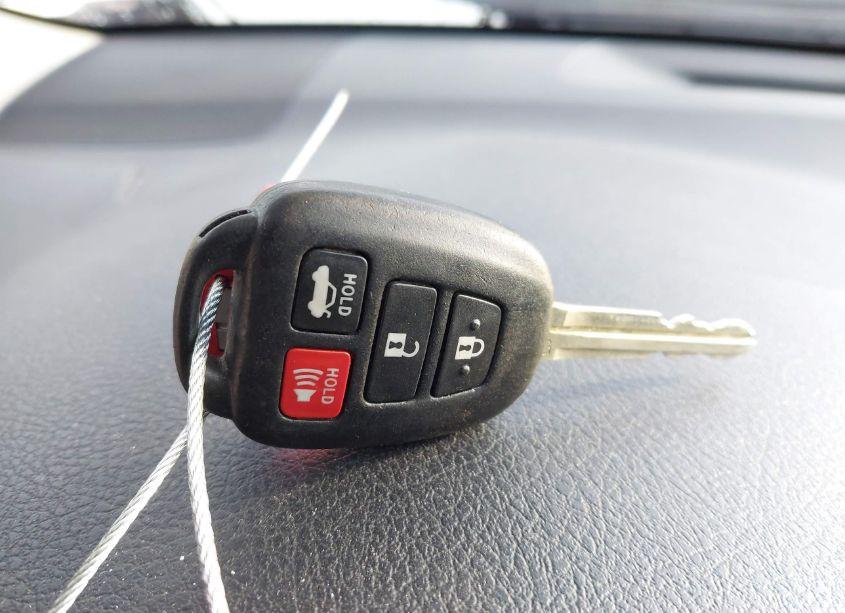 Photo 11 of 2014 Toyota Camry SE (VIN 4T1BF1FK2EU409487)