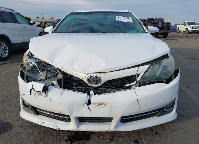 Photo 12 of 2014 Toyota Camry SE (VIN 4T1BF1FK2EU409487)
