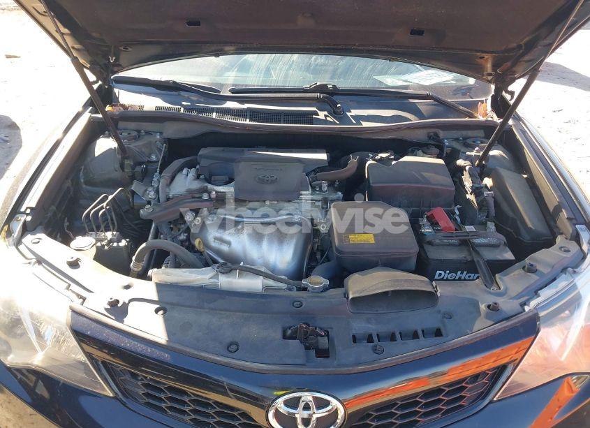 Photo 10 of 2014 Toyota Camry SE (VIN 4T1BF1FK2EU417105)
