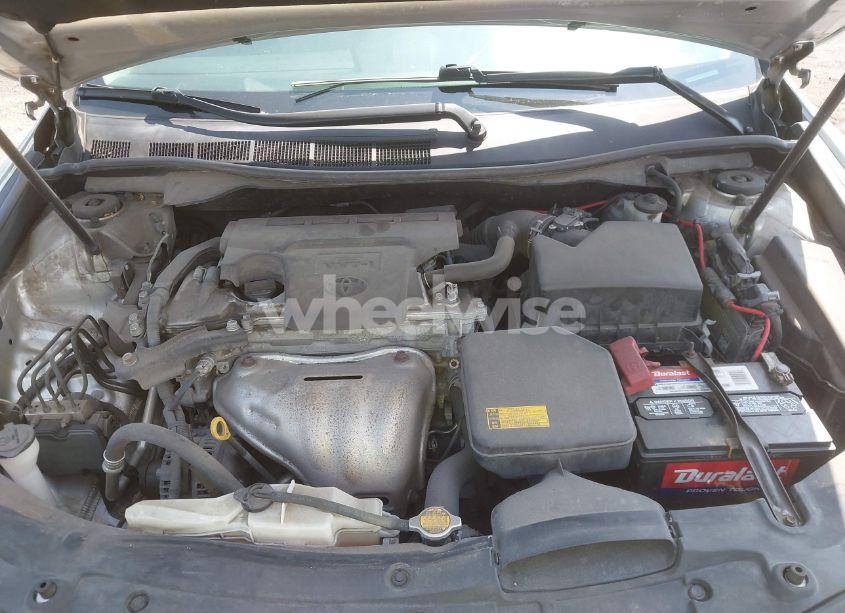Photo 10 of 2014 Toyota Camry SE (VIN 4T1BF1FK2EU424040)