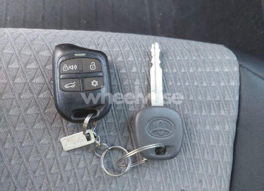 Photo 11 of 2014 Toyota Camry SE (VIN 4T1BF1FK2EU424040)