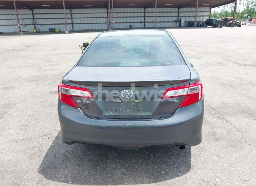 Photo 16 of 2014 Toyota Camry SE (VIN 4T1BF1FK2EU446488)