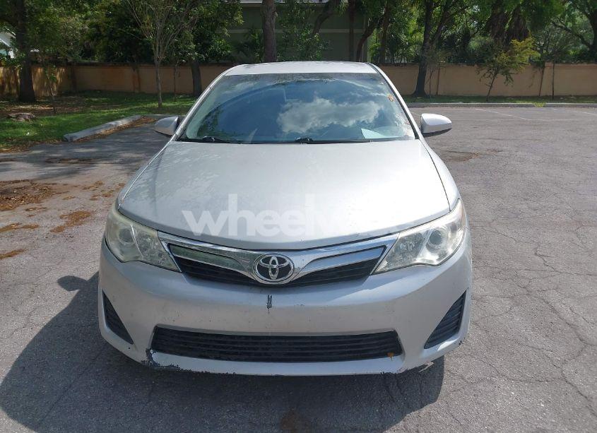 Photo 12 of 2014 Toyota Camry L/SE/LE/XLE (VIN 4T1BF1FK2EU451187)