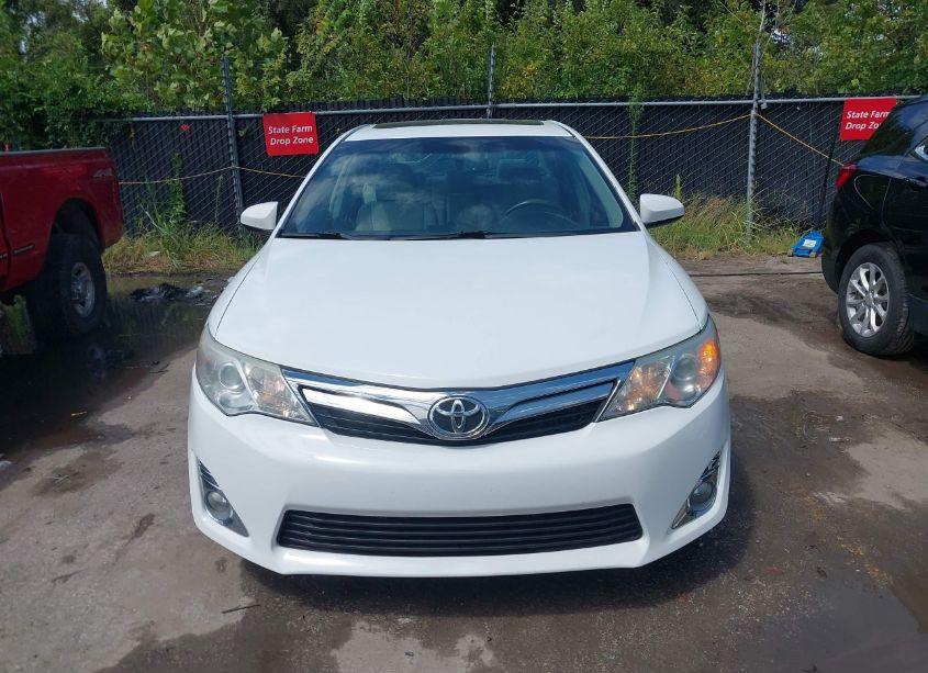 Photo 12 of 2014 Toyota Camry XLE (VIN 4T1BF1FK2EU457975)