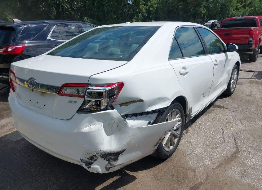 Photo 6 of 2014 Toyota Camry XLE (VIN 4T1BF1FK2EU457975)