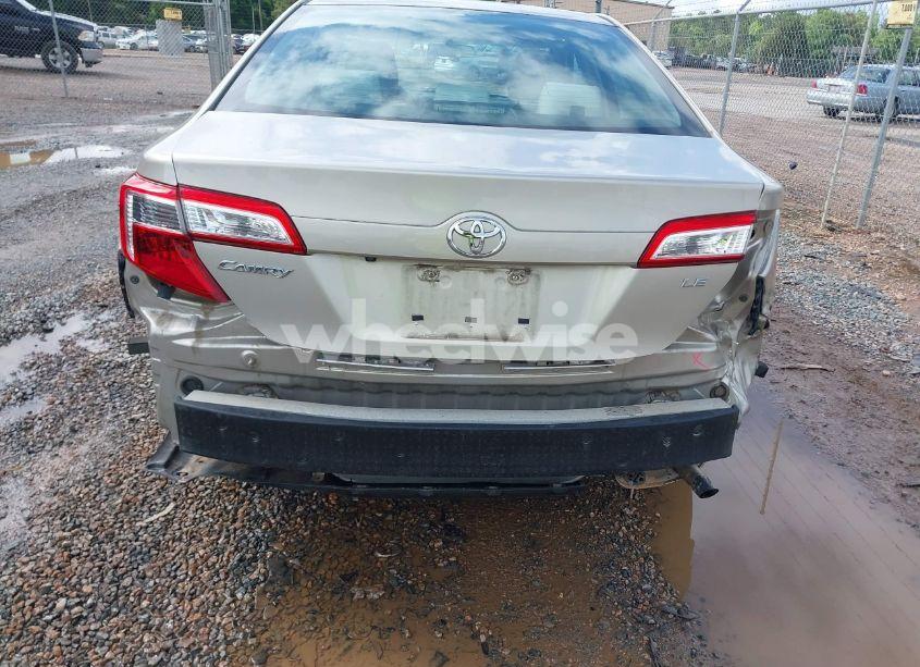 Photo 6 of 2014 Toyota Camry LE (VIN 4T1BF1FK2EU461086)