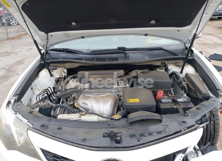 Photo 10 of 2014 Toyota Camry SE (VIN 4T1BF1FK2EU464084)