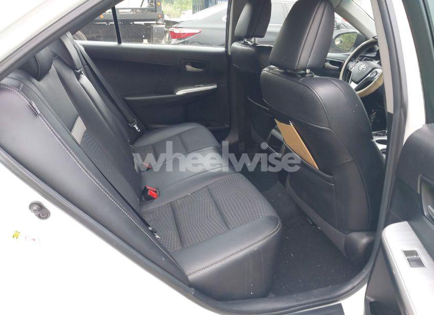 Photo 8 of 2014 Toyota Camry SE (VIN 4T1BF1FK2EU464084)