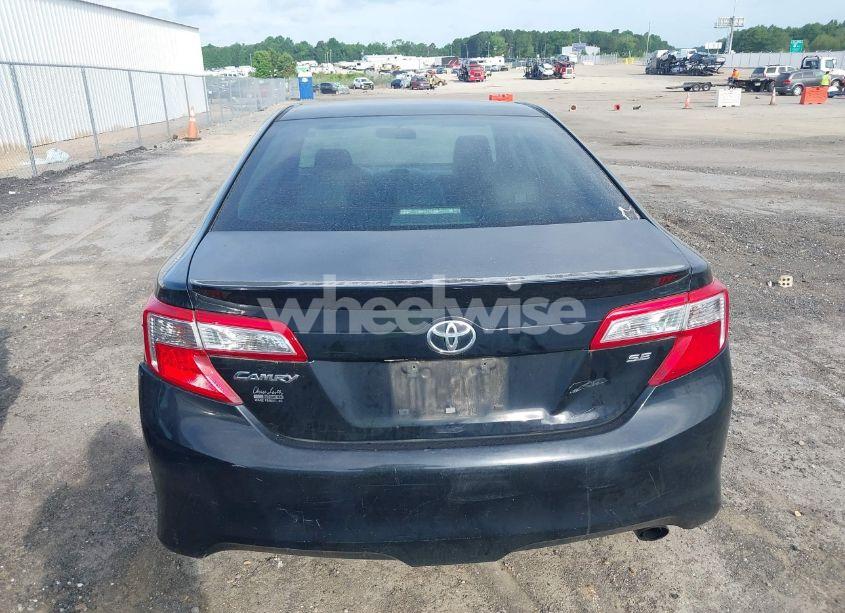 Photo 16 of 2014 Toyota Camry SE (VIN 4T1BF1FK2EU728260)