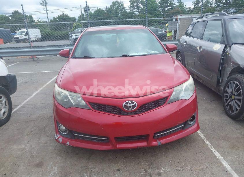 Photo 12 of 2014 Toyota Camry SE SPORT (VIN 4T1BF1FK2EU729103)