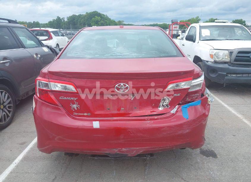 Photo 16 of 2014 Toyota Camry SE SPORT (VIN 4T1BF1FK2EU729103)