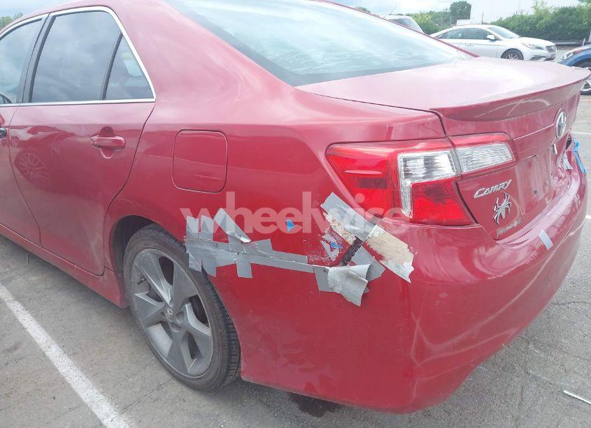 Photo 18 of 2014 Toyota Camry SE SPORT (VIN 4T1BF1FK2EU729103)