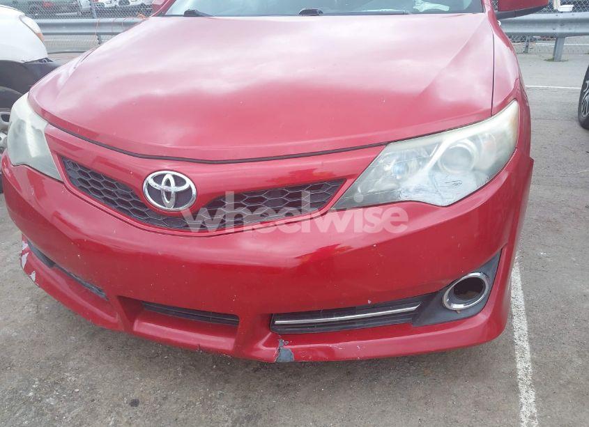 Photo 19 of 2014 Toyota Camry SE SPORT (VIN 4T1BF1FK2EU729103)