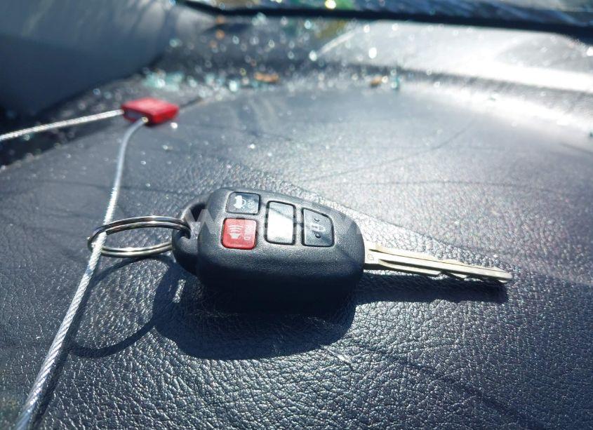 Photo 11 of 2014 Toyota Camry SE (VIN 4T1BF1FK2EU737525)