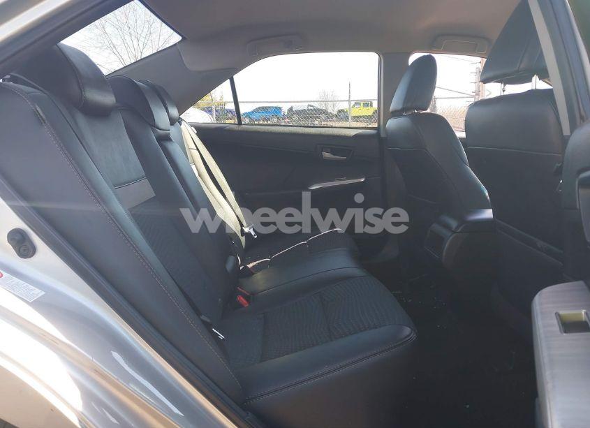 Photo 8 of 2014 Toyota Camry SE (VIN 4T1BF1FK2EU737525)