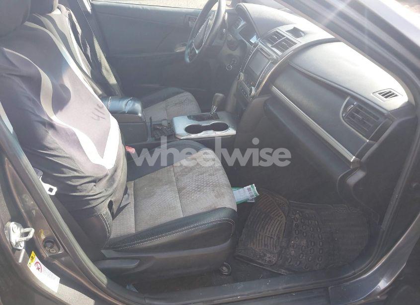 Photo 5 of 2014 Toyota Camry SE (VIN 4T1BF1FK2EU746838)