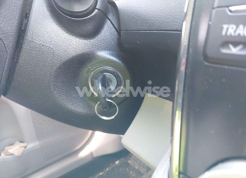 Photo 11 of 2014 Toyota Camry L (VIN 4T1BF1FK2EU772095)