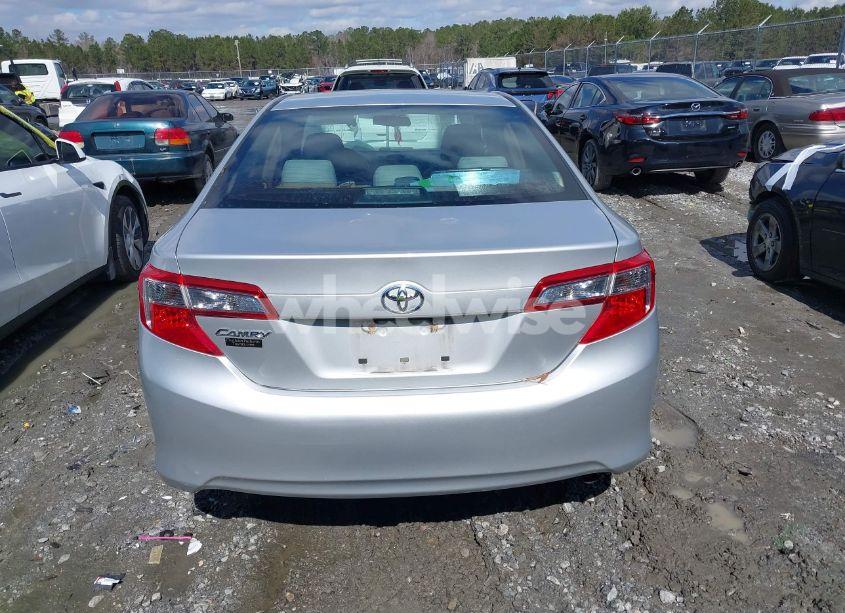 Photo 16 of 2014 Toyota Camry L (VIN 4T1BF1FK2EU772095)