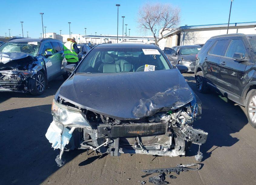 Photo 13 of 2014 Toyota Camry SE (VIN 4T1BF1FK2EU773991)