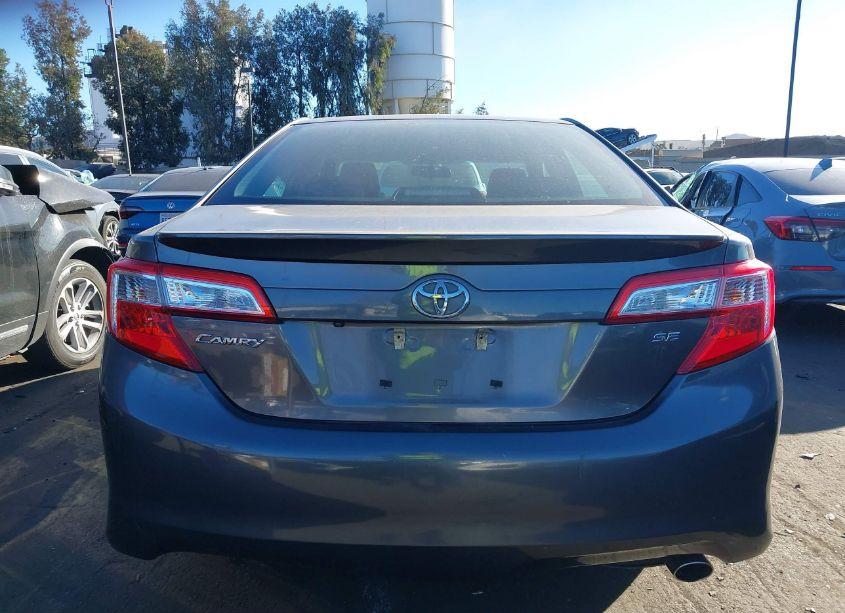 Photo 17 of 2014 Toyota Camry SE (VIN 4T1BF1FK2EU773991)