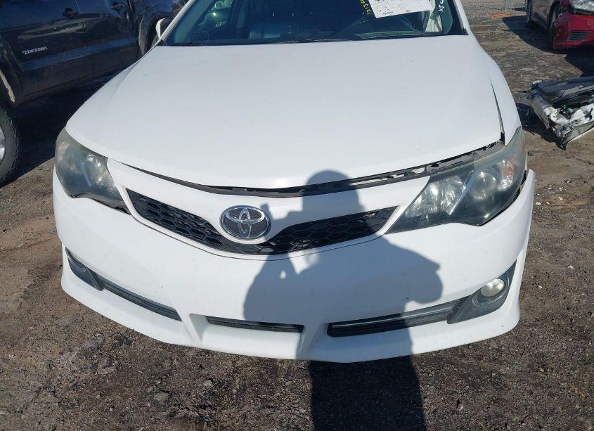 Photo 18 of 2014 Toyota Camry SE (VIN 4T1BF1FK2EU775885)