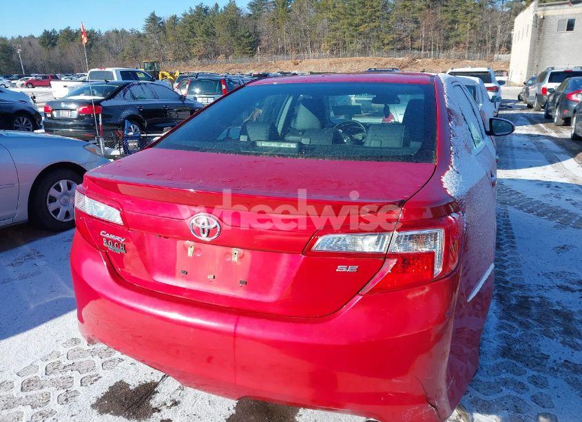Photo 16 of 2014 Toyota Camry SE (VIN 4T1BF1FK2EU791407)