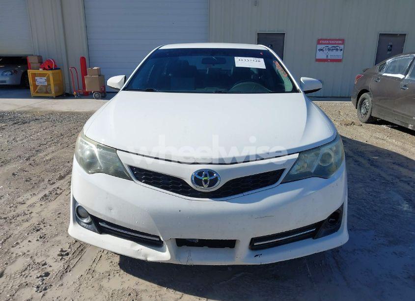 Photo 12 of 2014 Toyota Camry SE (VIN 4T1BF1FK2EU792136)