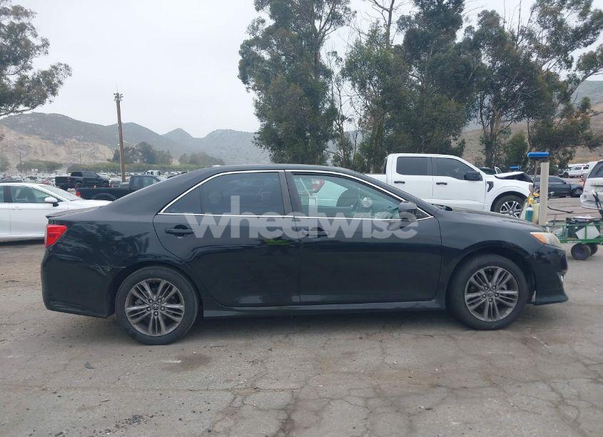 Photo 13 of 2014 Toyota Camry SE SPORT (VIN 4T1BF1FK2EU816743)