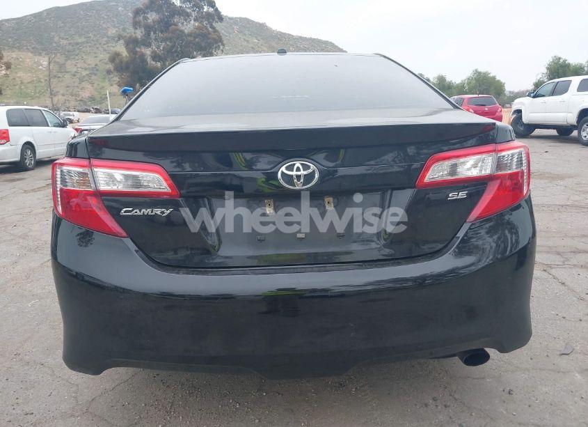 Photo 16 of 2014 Toyota Camry SE SPORT (VIN 4T1BF1FK2EU816743)