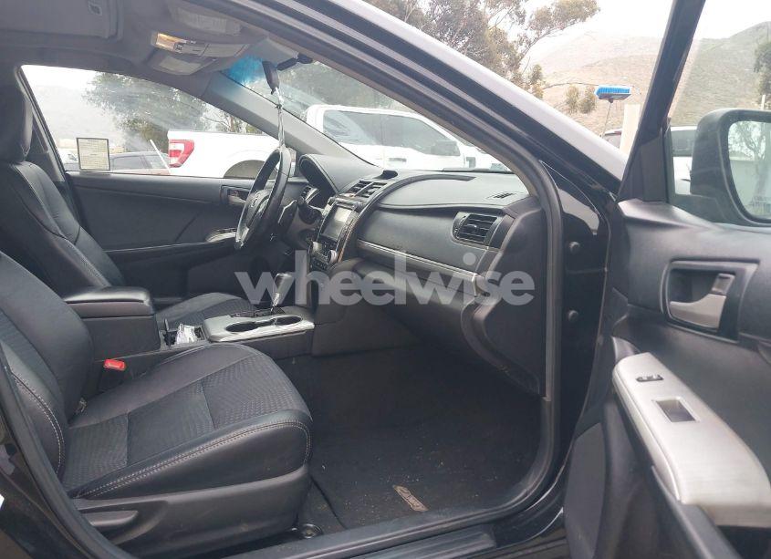 Photo 5 of 2014 Toyota Camry SE SPORT (VIN 4T1BF1FK2EU816743)