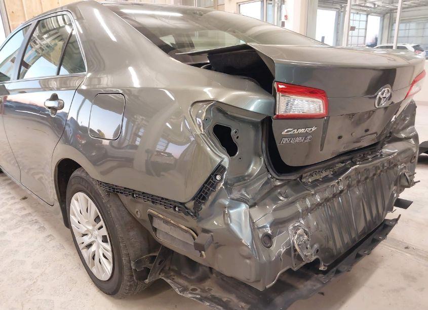 Photo 18 of 2014 Toyota Camry L (VIN 4T1BF1FK2EU830514)