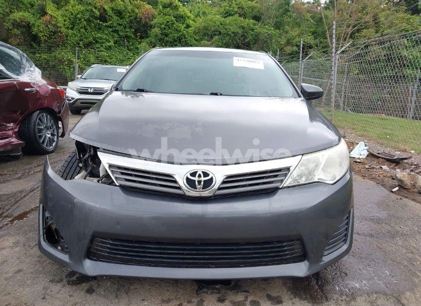 Photo 12 of 2014 Toyota Camry L (VIN 4T1BF1FK2EU843229)