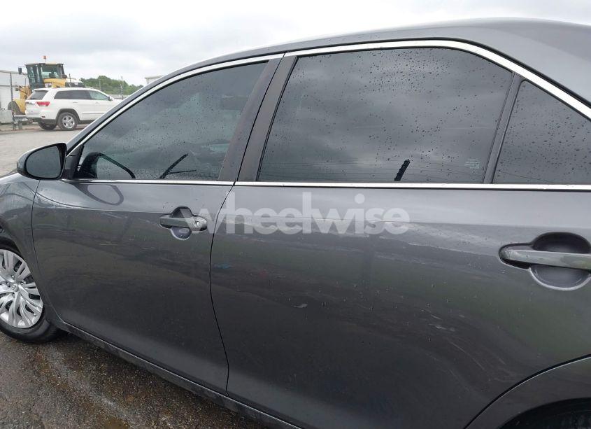 Photo 14 of 2014 Toyota Camry L (VIN 4T1BF1FK2EU843229)