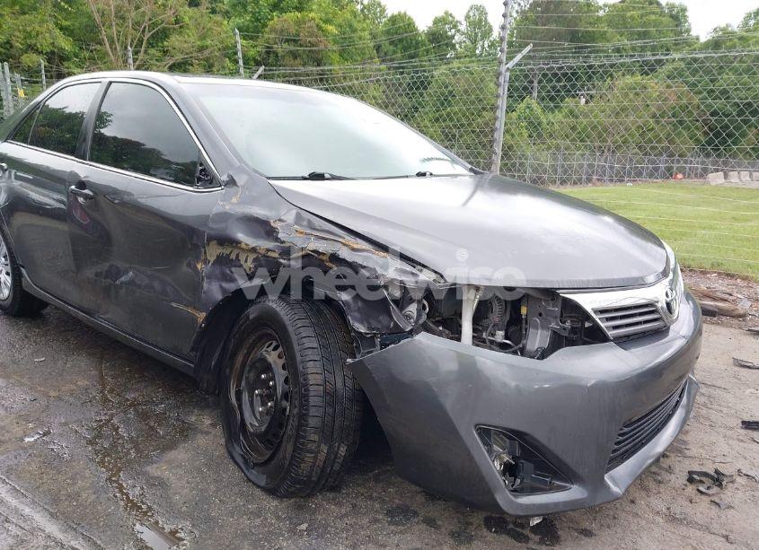Photo 6 of 2014 Toyota Camry L (VIN 4T1BF1FK2EU843229)
