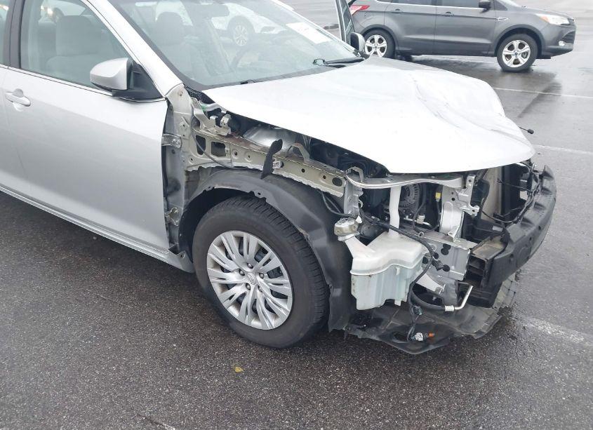 Photo 18 of 2014 Toyota Camry LE (VIN 4T1BF1FK2EU844994)