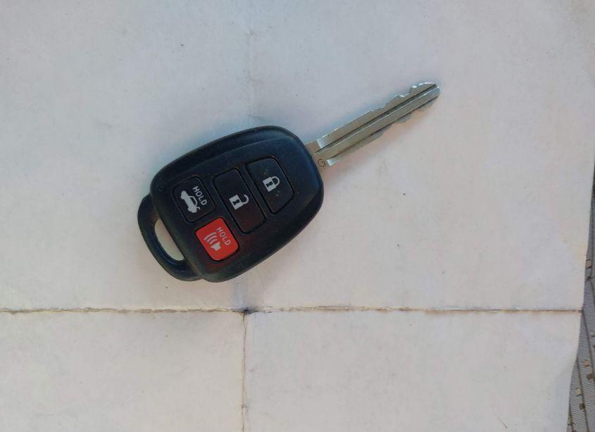 Photo 11 of 2014 Toyota Camry LE (VIN 4T1BF1FK2EU848883)