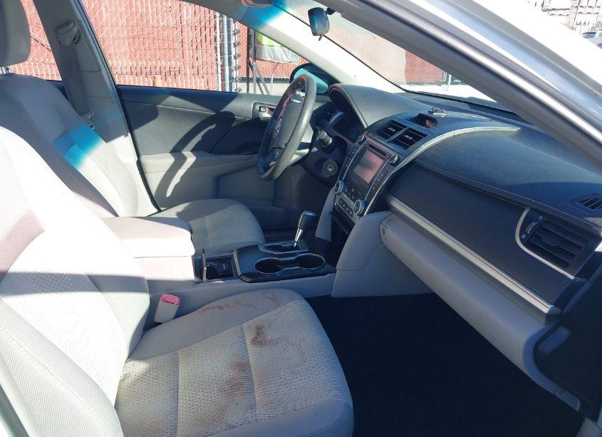 Photo 5 of 2014 Toyota Camry LE (VIN 4T1BF1FK2EU848883)