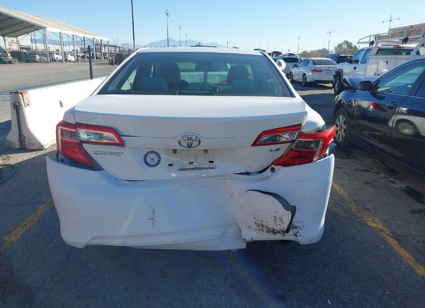 Photo 6 of 2014 Toyota Camry LE (VIN 4T1BF1FK2EU848883)