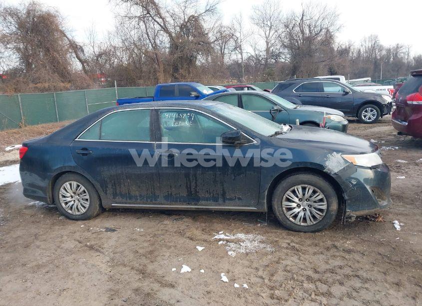 Photo 13 of 2014 Toyota Camry LE (VIN 4T1BF1FK2EU851282)