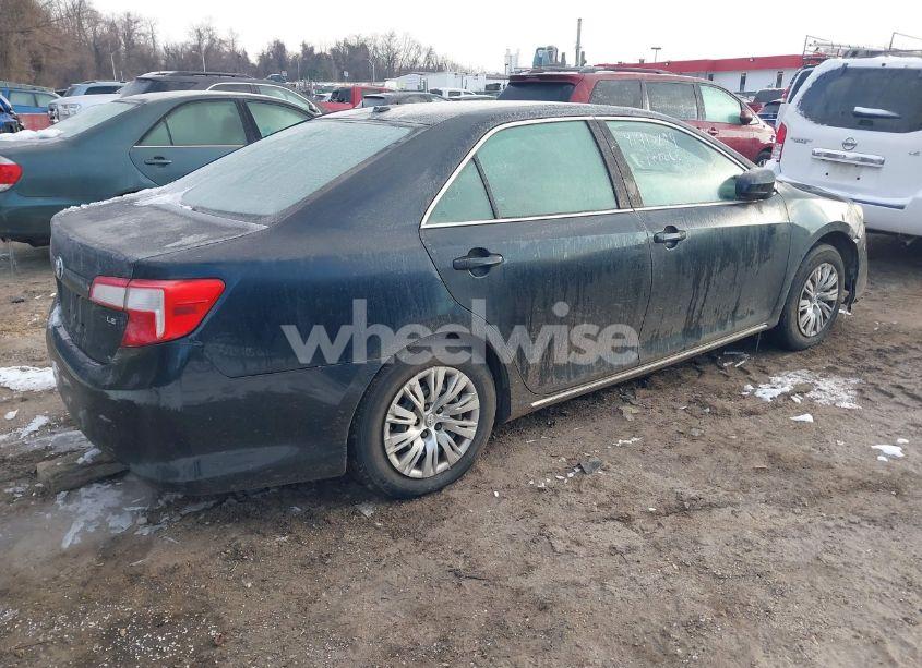 Photo 4 of 2014 Toyota Camry LE (VIN 4T1BF1FK2EU851282)