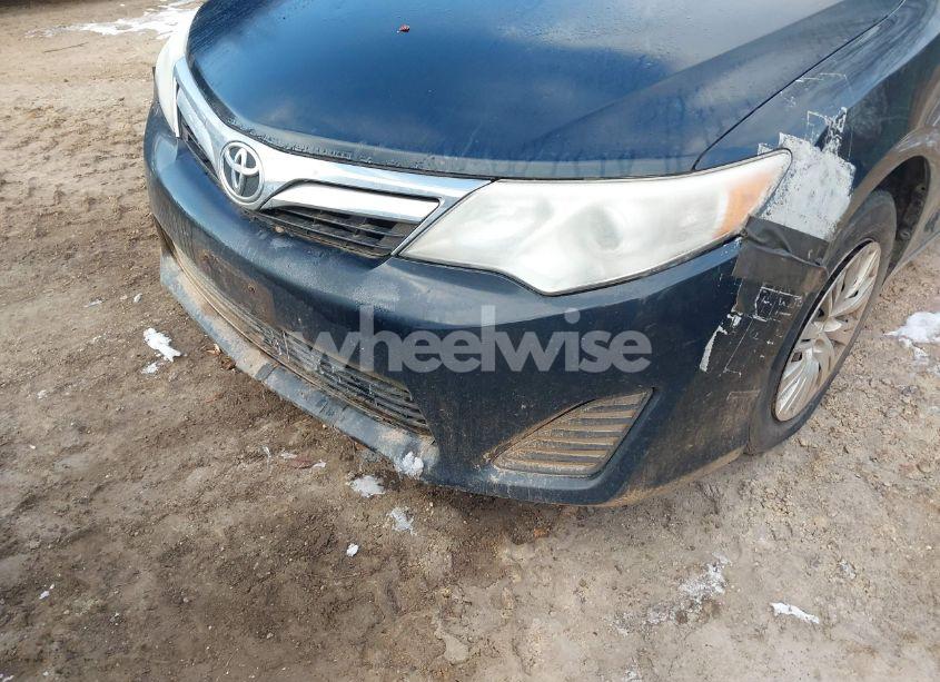 Photo 6 of 2014 Toyota Camry LE (VIN 4T1BF1FK2EU851282)