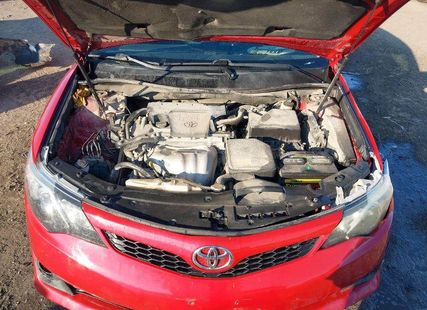 Photo 10 of 2014 Toyota Camry SE (VIN 4T1BF1FK2EU856174)