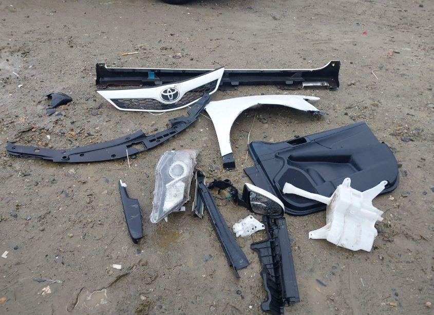 Photo 12 of 2014 Toyota Camry SE (VIN 4T1BF1FK2EU864470)