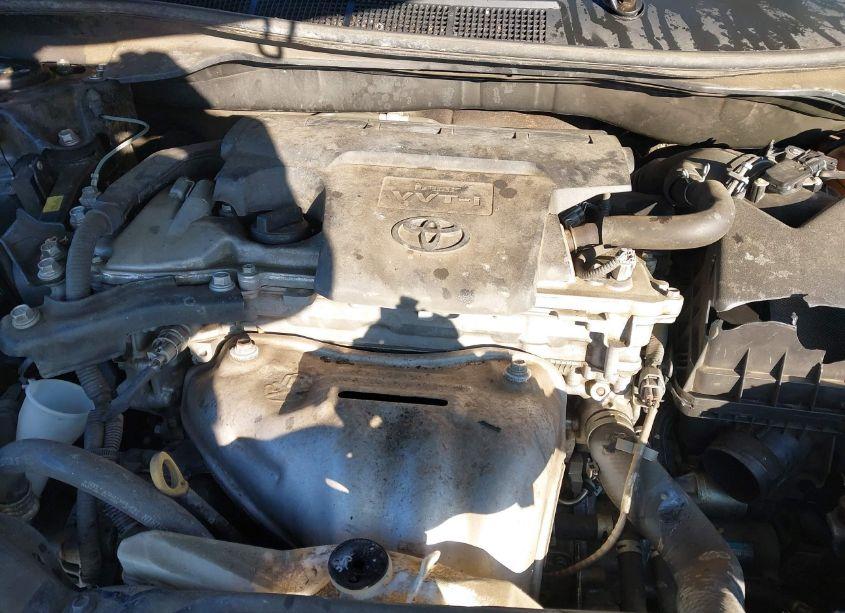 Photo 10 of 2015 Toyota Camry LE (VIN 4T1BF1FK2FU023251)