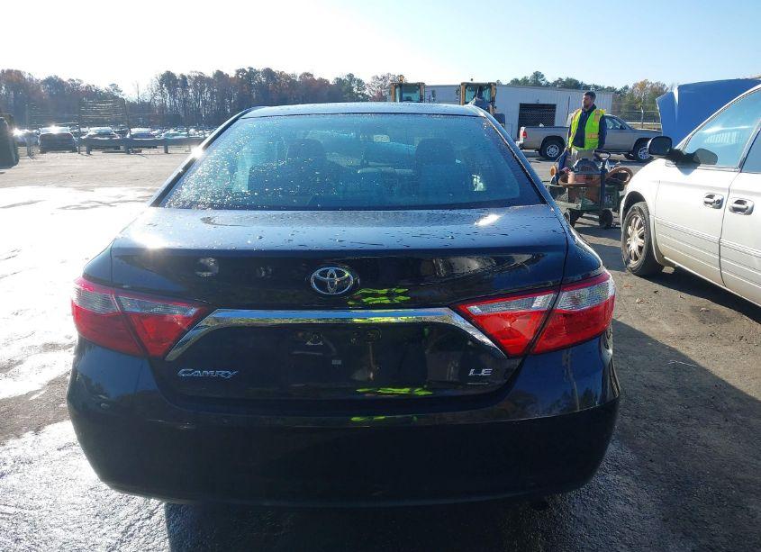 Photo 17 of 2015 Toyota Camry LE (VIN 4T1BF1FK2FU023251)