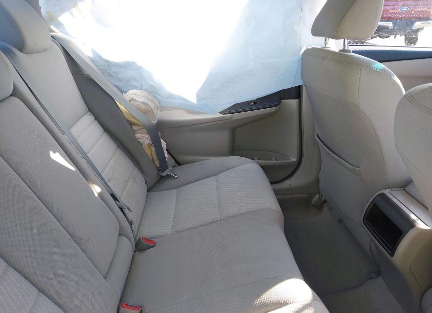 Photo 8 of 2015 Toyota Camry LE (VIN 4T1BF1FK2FU023251)