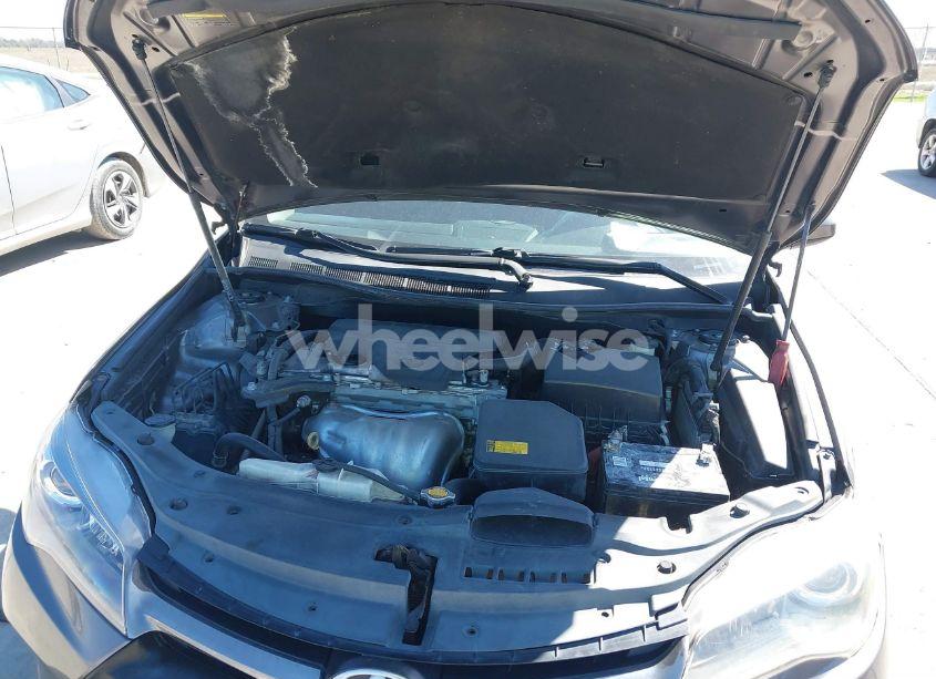 Photo 10 of 2015 Toyota Camry SE (VIN 4T1BF1FK2FU031639)